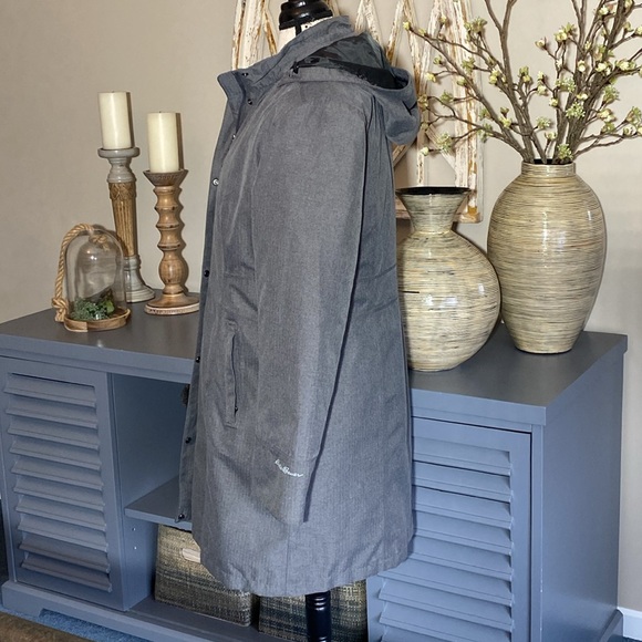 Eddie Bauer Girl on the Go trench coat - Picture 2 of 9